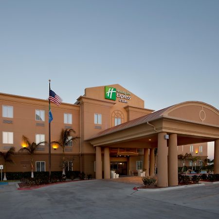 Holiday Inn Express Hotel & Suites Zapata By Ihg Экстерьер фото